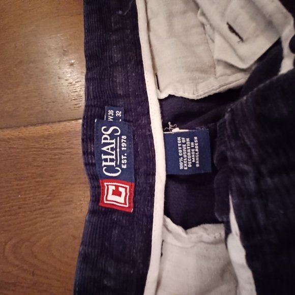 CHAPS Corduroy Jeans - Picture 2 of 5